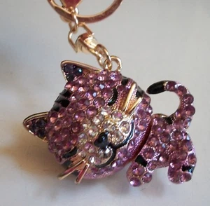 Para mujeres o niñas Genial Diamantes de imitación GATO Animal Moda Informal Clip en Llavero - Imagen 1 de 5