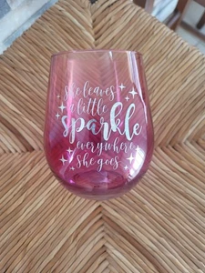 Encantadora copa de vino Charlie She Leaves A Little Sparkle sin tallo Ocean Lake - Imagen 1 de 3