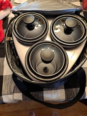 Crock-Pot Trio Slow Cooker & Black Travel Bag 3-16oz Bowls Cook Serve Little Dip - Image 1 of 4