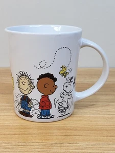 Peanuts Characters Linus Snoopy Woodstock Lucy Charlie Gibson Mug Coffee Cup - Picture 1 of 6