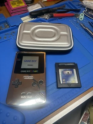 Funda Cartucho TFT Retroiluminada Plateada Cromo Nintendo Gameboy Color GBC Foto 1 de 4