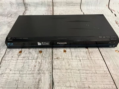 PANASONIC BLU-RAY DMP-BD65 DISC PLAYER - Image 1 of 4