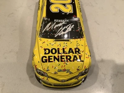 MATT KENSETH AUTOGRAFIADO 2013 DÓLAR GENERAL KENTUCKY WIN DIECAST CON CERTIFICADO DE AUTENTICIDAD Y TARJETA Foto 1 de 4