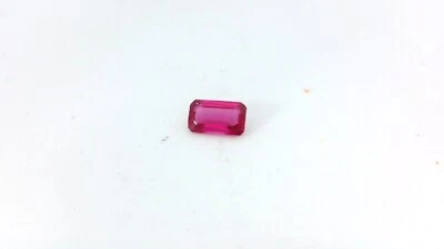0.39ct Emerald Cut Loose Lab Created Ruby 5.0 x 3.0mm - Imagem 1 de 4