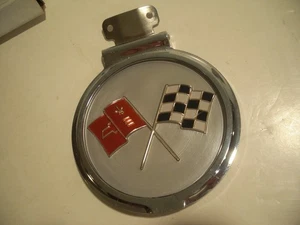 Bonito conjunto de puerta con tapa de gas Corvette 1963 estilo tardío original con emblema nuevo 38144041 - Imagen 1 de 15