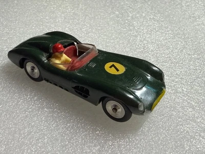 RARE ! Vieille ASTON MARTIN 3L SOLIDO au 1/43 EN SUPERBE ETAT NEUF - Photo 1/4