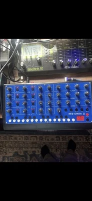 MFB Synth II - Monosintetizador analógico Foto 1 de 2