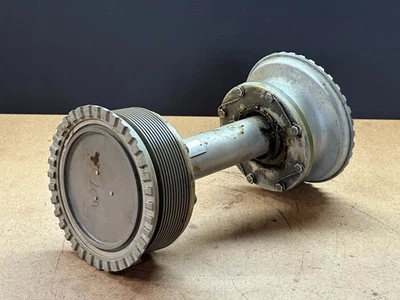 Bell 直升机轴组件 P/N 204-040-005-031 已移除 — 第 1/4 张图片