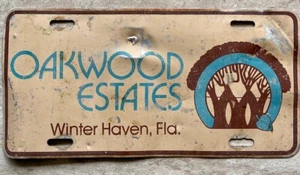 Targa vintage Oakwood Estates Winter Haven, Fla. Vanità/specialità - Foto 1 di 7
