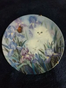 "Garden Discovery" Kitten Plate ~ First issue Petal Pals ~ - Picture 1 of 4