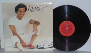 JULIO IGLESIAS Libra LP 1985 Columbia Records FC 40180 Latin Pop Vocal Vinyl - Imagen 1 de 4