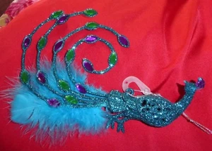STUNNING PEACOCK Blue FEATHERS CHRISTMAS ORNAMENT DECORATION JEWLES GLITTER - Picture 1 of 5