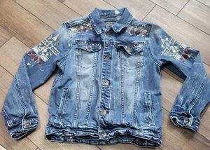 8ighth Dstrkt Bleached Blue Denim Jean Jacket Size 13-14 Embroidered Studded  - Picture 1 of 9