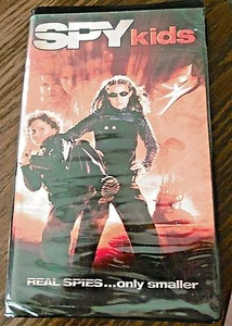 Spy Kids (VHS Clamshell) Antonio Banderas Daryl Sabara Alexa Vega - Picture 1 of 6