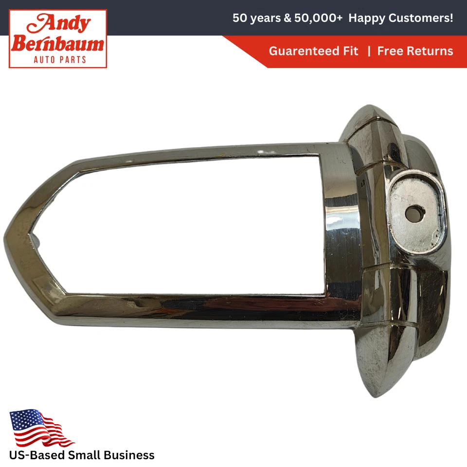 1950 道奇 Meadowbrook 定制右尾灯镀铬边框 1343181 NOS。 — 第 1/4 张图片