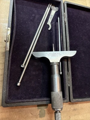 Micrómetro de profundidad Starrett No.440A 0-3 pulgadas  Foto 1 de 3