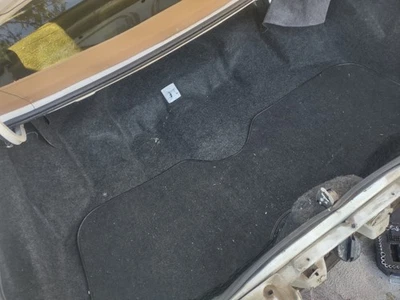 1994 CADILLAC FLEETWOOD BROUGHAM RWD REAR TRUNK PRE FORMED CARPET MAT NETTING Foto 1 de 4