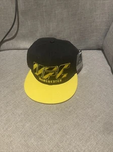 Cappellino posteriore a scatto UFC Manchester, nero e giallo, taglia unica regolabile - NUOVO - Foto 1 di 4