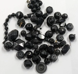 Vintage Antik 1800er Schwarz Glas Trauer Perlen + Mix Schmuck 54 Gramm - Bild 1 von 6