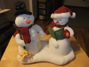 2003 ANIMATED PLUSH Hallmark Jingle Pals SINGING DANCING Snowman Carolers WORKS! - Picture 1 of 6
