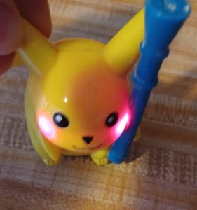 Vintage WORKING 1999 Pokemon Pikachu Electronic Toothbrush NO TOOTHBRUSH - Picture 1 of 7