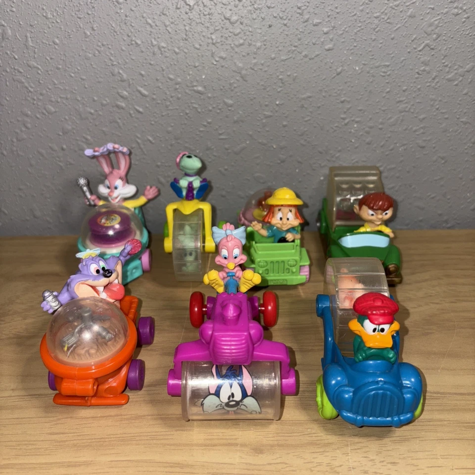 1992 Набор из 7 McDonald's Happy Meal игрушки, крошечные мультяшки приключения - дурацкие ролики - Изображение 1 из 4