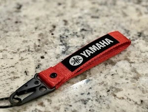 New Red Racing Double Sided Keychain for Yamaha Motorcycles R1 R3 R6 R7 MT - Bild 1 von 2