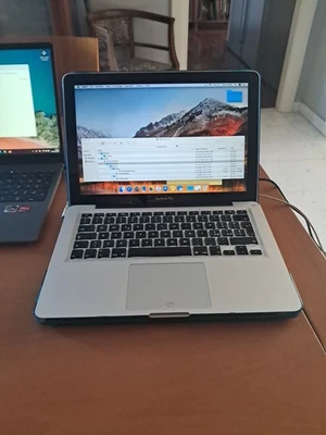 Apple MacBook Pro 13.3" (320GB HDD, Intel Core i5, 2,3 GHz, 4GB) - Immagine 1 di 4