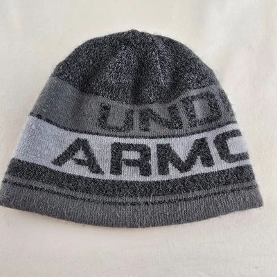 Under Armour Joven Gorro Gris Tejido Logo Invierno Gorra Talla M 4-6 Años Niños Foto 1 de 4