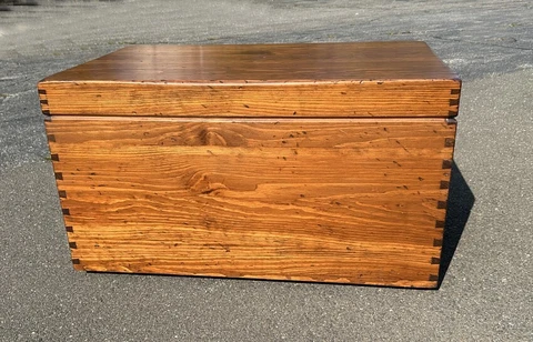 Vintage pine hand-dovetailed blanket chest or trunk Deming Craftsman Granby CT Cover