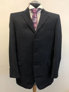 DANIEL HECHTER SUIT JACKET/BLAZER WOOL BLEND IN NAVY STRIPE 42R MINT CONDITION - Picture 1 of 7