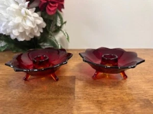 Vintage Fenton Dark Ruby Red Amberina Cadmium Glass Lotus Petal Candle Holders - Picture 1 of 5