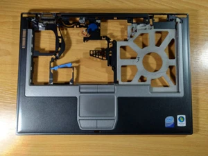 Dell Latitude D620 D630 Palmrest with Touchpad - 0WM534, 0UT313 - Picture 1 of 2