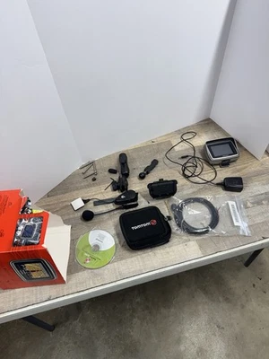 TomTom RIDER 2 2nd GPS Motorcycle Bike Mount And Screen Bundle . Read B-1 - Image 1 of 4