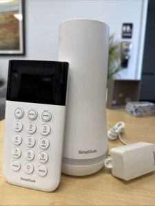 SimpliSafe Home Security System Base Station SSBS3 With Keypad SSKP3 - Picture 1 of 6