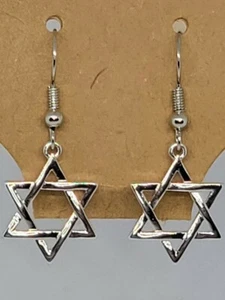 Pendientes colgantes Silvertone Estrella de David (Hanukkah) - NUEVOS - Imagen 1 de 1