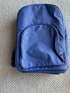 Tupperware Picnic Backpack - Essential for On-the-Go Dining - Picture 1 of 7