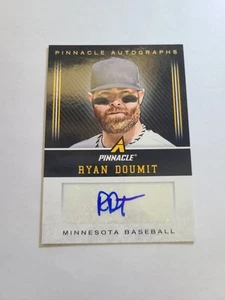 Autógrafos Panini Pinnacle 2013 #RY Ryan Doumit automático AR54 - Imagen 1 de 2