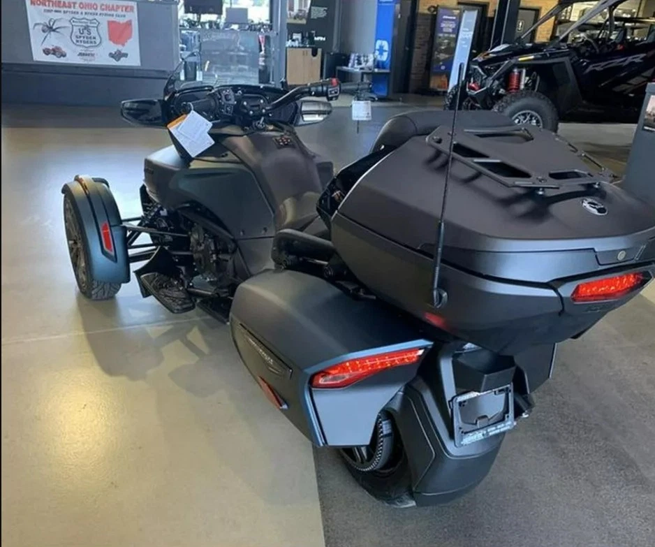 НОВАЯ верхняя багажная полка для Can-Am Spyder F3-T и Spyder F3 Limited и Spyder RT - Изображение 1 из 4