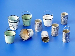 Plus Model 1/48 Metalleimer und Dosen mit Griffen (8 Eimer und 5 Dosen) 4029 - Bild 1 von 1