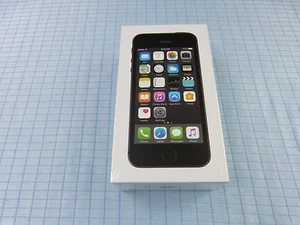 Apple Iphone 5S 16GB Spacegrau.Neu & OVP! Verschweißt!Ohne Simlock!Frei ab Werk! - Bild 1 von 6