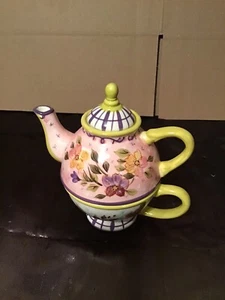 Teapot - Picture 1 of 4