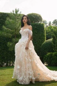3D Floral A-line Wedding Dress Dropped Basque Waist Boning Corset Bodice  - Picture 1 of 16