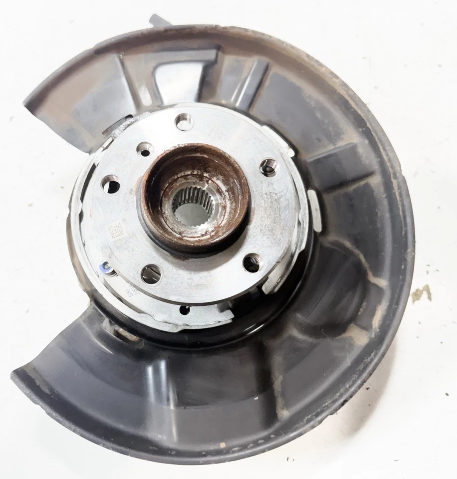 12-18 BMW 320i 328i 328 RWD F30 Sedan REAR RIGHT SPINDLE KNUCKLE W/ HUB OEM - Image 1 of 4