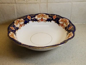 Royal Albert Bone China England Heirloom Derby Round Vegetable Bowl 9 5/8" - Picture 1 of 3