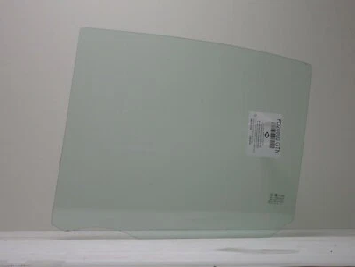 Fits: 2000-2005 Toyota Echo 4 Door Sedan Driver Side Rear Back Door Glass Only Foto 1 de 2