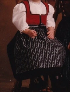 AUSTRIAN FOLK COSTUME -Girl 2-3 Years Tostmann Trachten -  Dress, Blouse, Apron+ - Picture 1 of 8