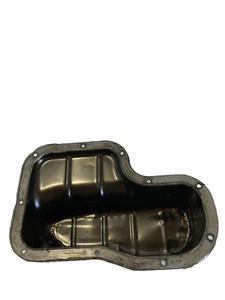 Nissan Pathfinder Oil Pan Sump Yd25 Genuine 2.5 Dci 2009 - Picture 1 of 8