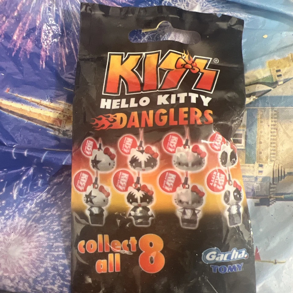 Kiss Hello Kitty Dangler - Memorabilia de banda con dije de teléfono - Garcha Tomy - Sellado Foto 1 de 2