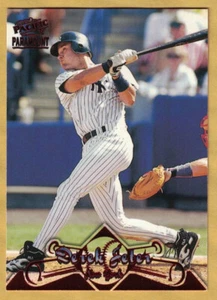 Derek Jeter   -  1998 Pacific Paramount Red Parallel (Card #69)  HOF - Picture 1 of 2